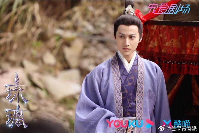 新人演员李俊逸justin在热播剧琉璃中的六师兄钟敏言受到