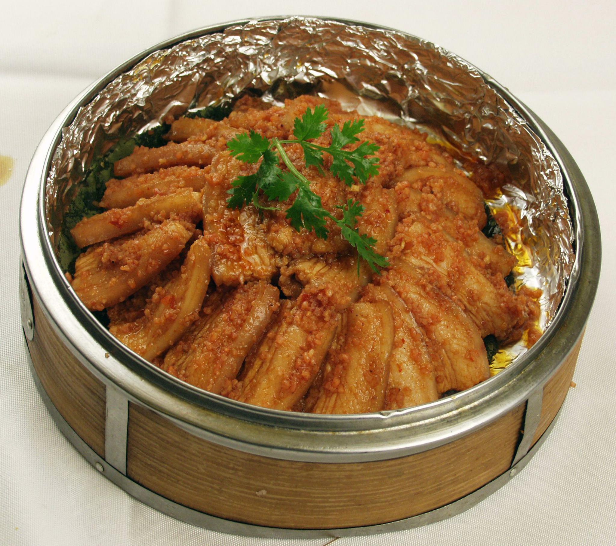 粉蒸肉糯而清香酥而爽口有肥有瘦米粉油润