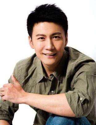 他不是大腕,也不是富二代,而是穷小子赵峥.