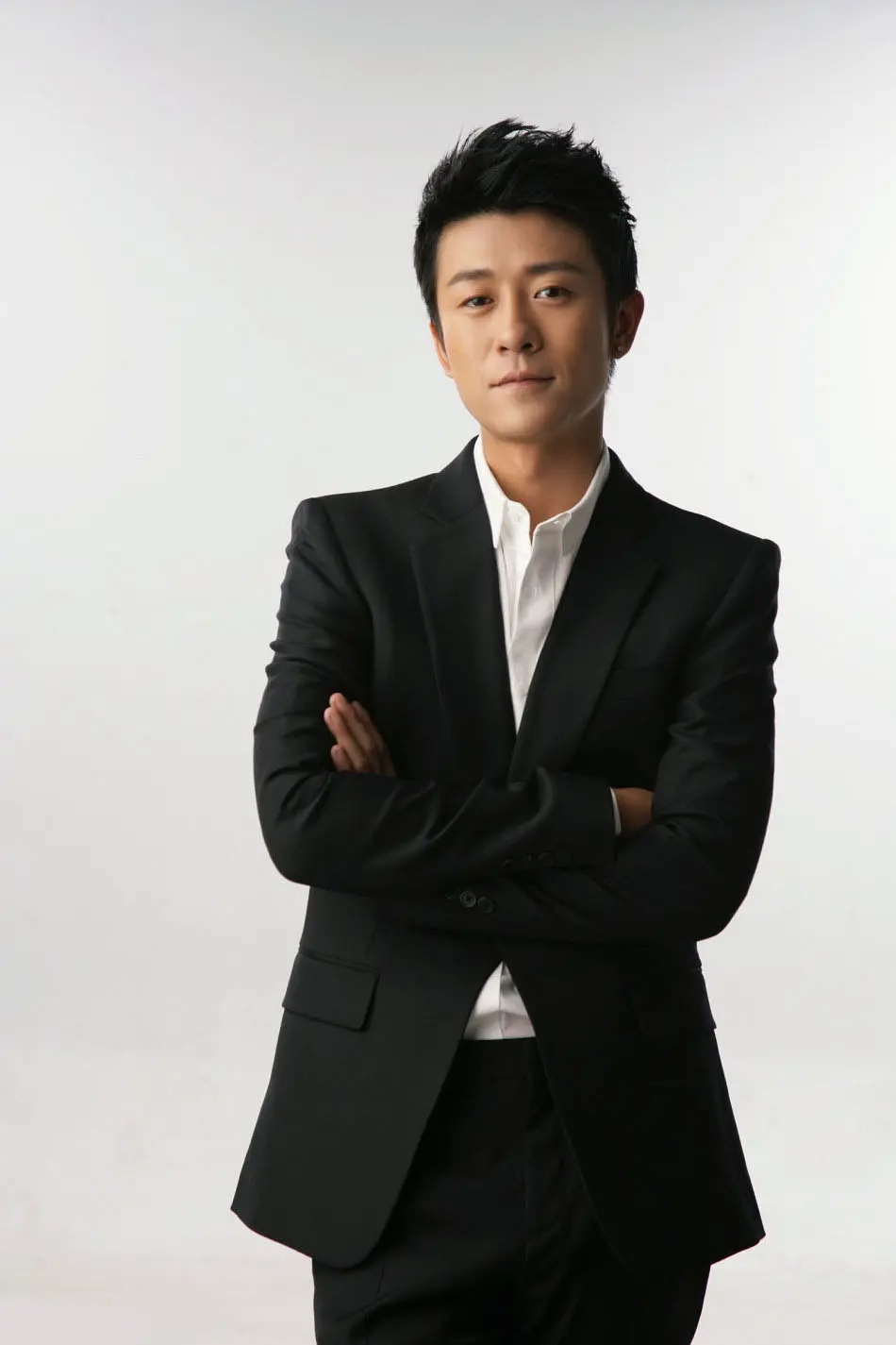 继《陈芊芊》后,赵露思又一新剧来袭,搭档林申饰演一对欢喜冤家