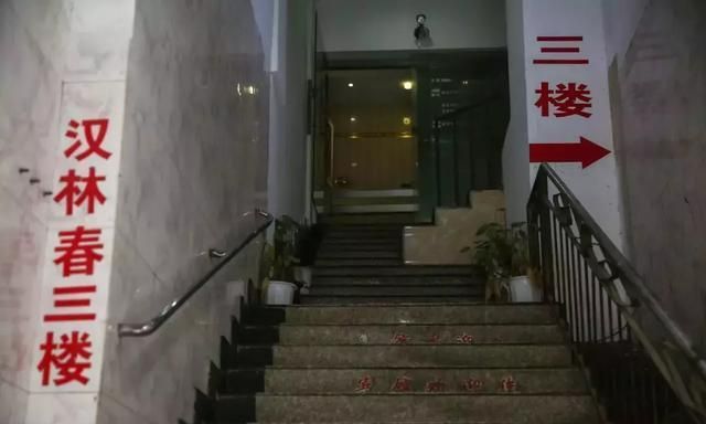 作为武汉同志人群多年来的聚点之一,这里人气一直很旺,各个年龄层的人