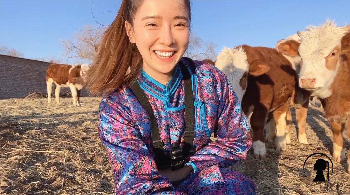 跟蒙古族姑娘感受牧区生活日常