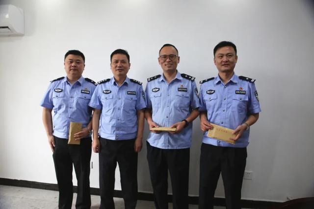 谢伟宏主持召开城区三所工作调度会