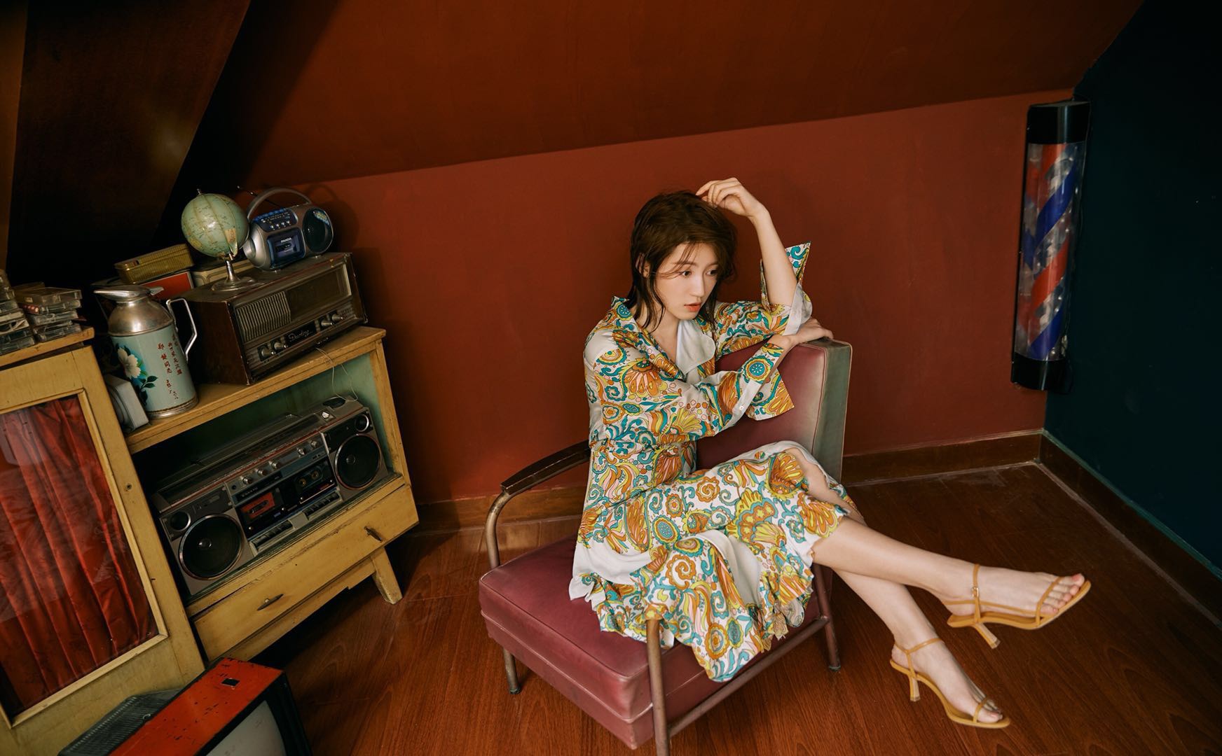 苏青穿的连衣裙忒治愈,来来来,夏天来一身,拯救下穿搭气场