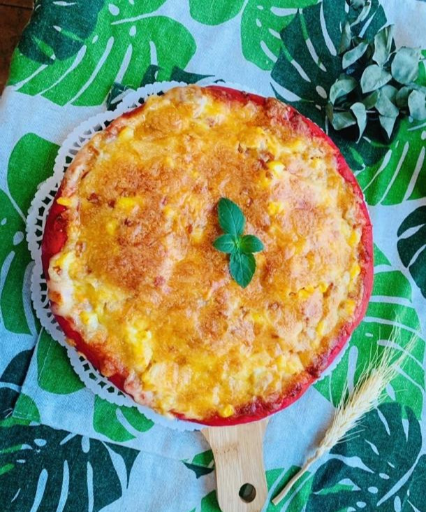 创意满分用火龙果榨汁做的玫红色披萨好看又好吃