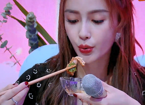 杨颖综艺上吃饭口红从来不掉?