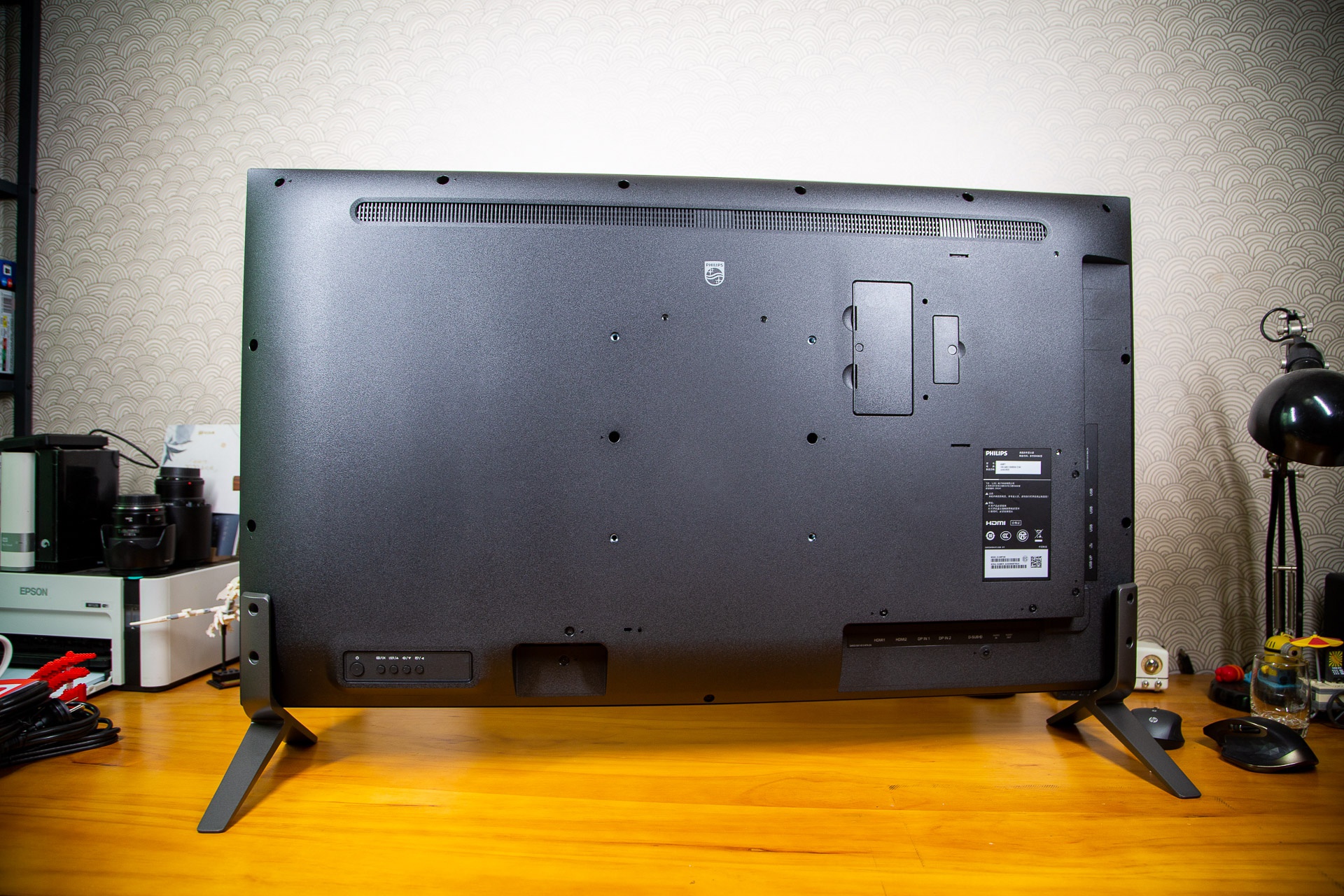 43吋的显示器是一种什么体验飞利浦桌面巨幕438p1分享