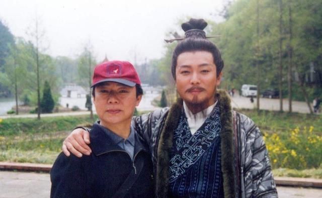 大家还是会感到难过,也有很多老明星已经离我们而去,如赵忠祥,李九松