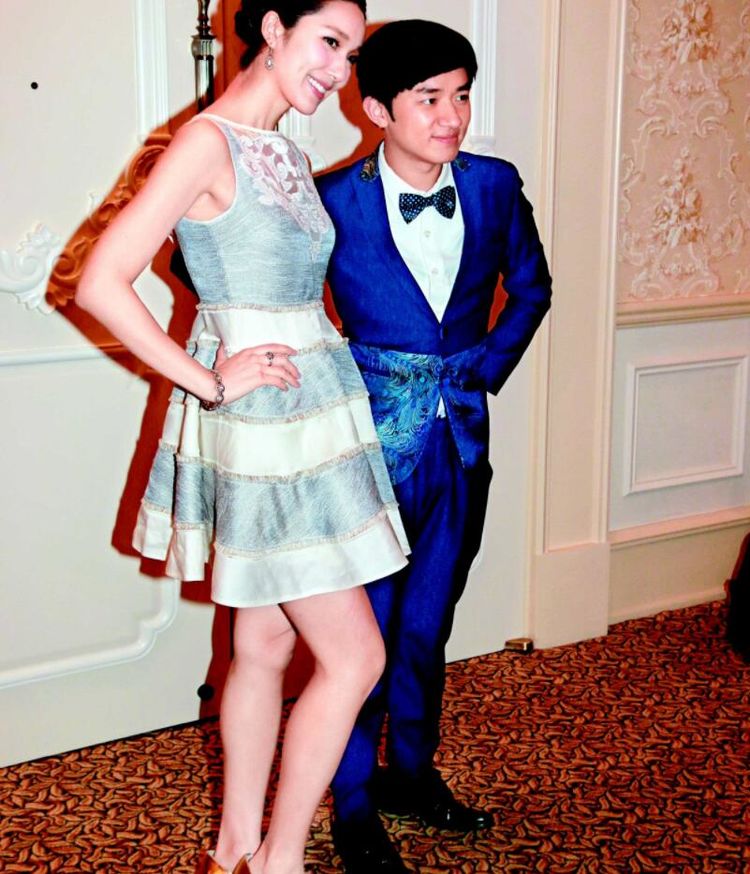 63米王祖蓝老婆?揭秘背后推手