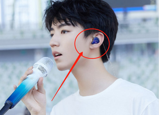 喻言的私人耳返长啥样看清上面的文字才知道她有多重情重义