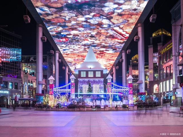 亚洲最大梦幻天幕,让"全北京向上看",这才是最适合表白的地方