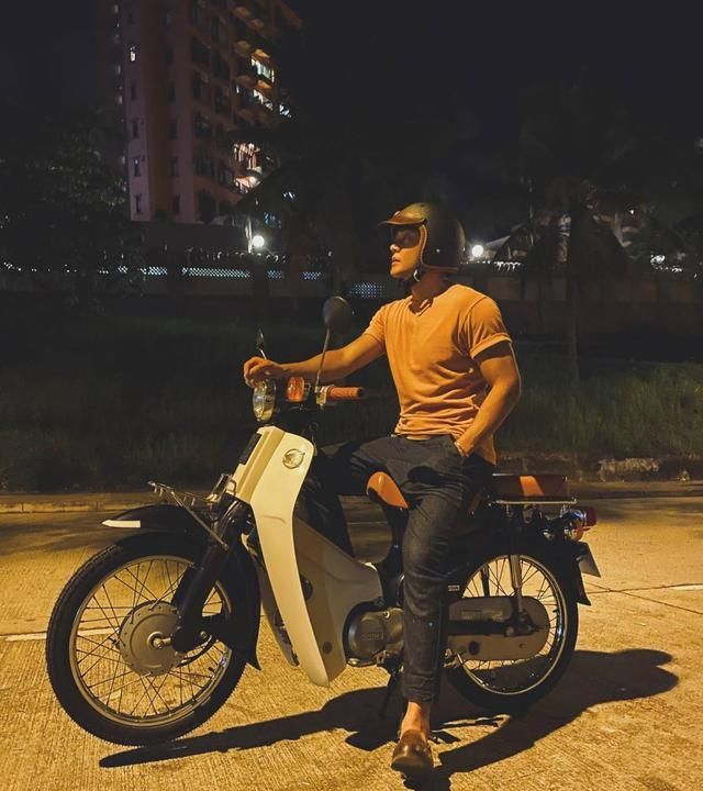 无视警告高调恋爱|张振朗|女友|低潮期_新浪新闻