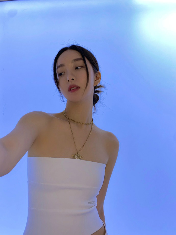 "小富婆"赵尧珂真厉害,为证明自己是腿精,大胆挑战