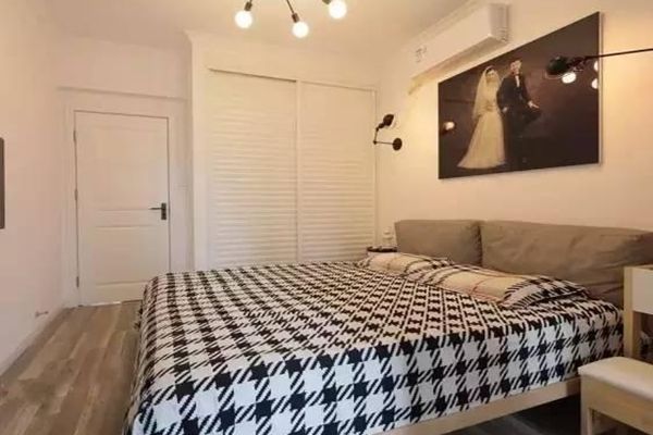 别再把结婚照挂床头了!十个挂,九个离!