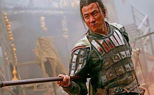 古代的长枪为什么叫“红缨枪”？枪头挂红缨，3个用途不得不服|红缨|枪头|红缨枪_新浪新闻