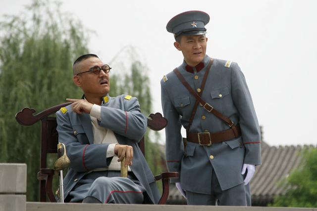 演艺生涯17年,和亲哥郭靖宇拍了近13部作品,杨志刚该挪窝了