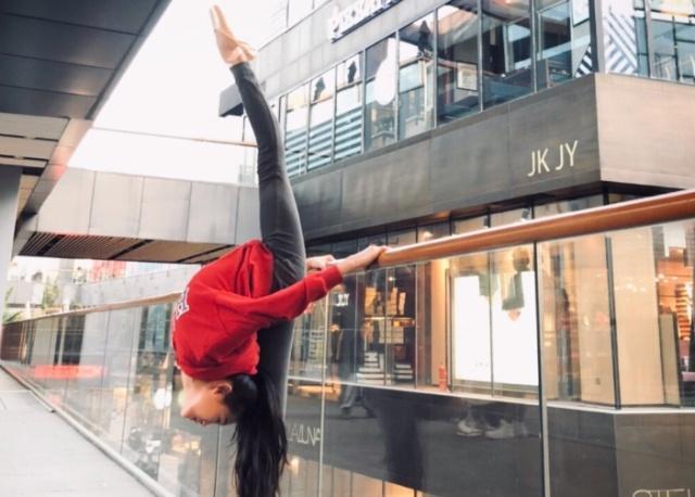 她是舒思瑶被赞体操女神标准的大长腿至今仍是单身