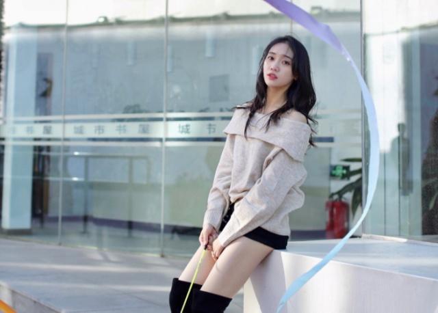 她是舒思瑶被赞体操女神标准的大长腿至今仍是单身