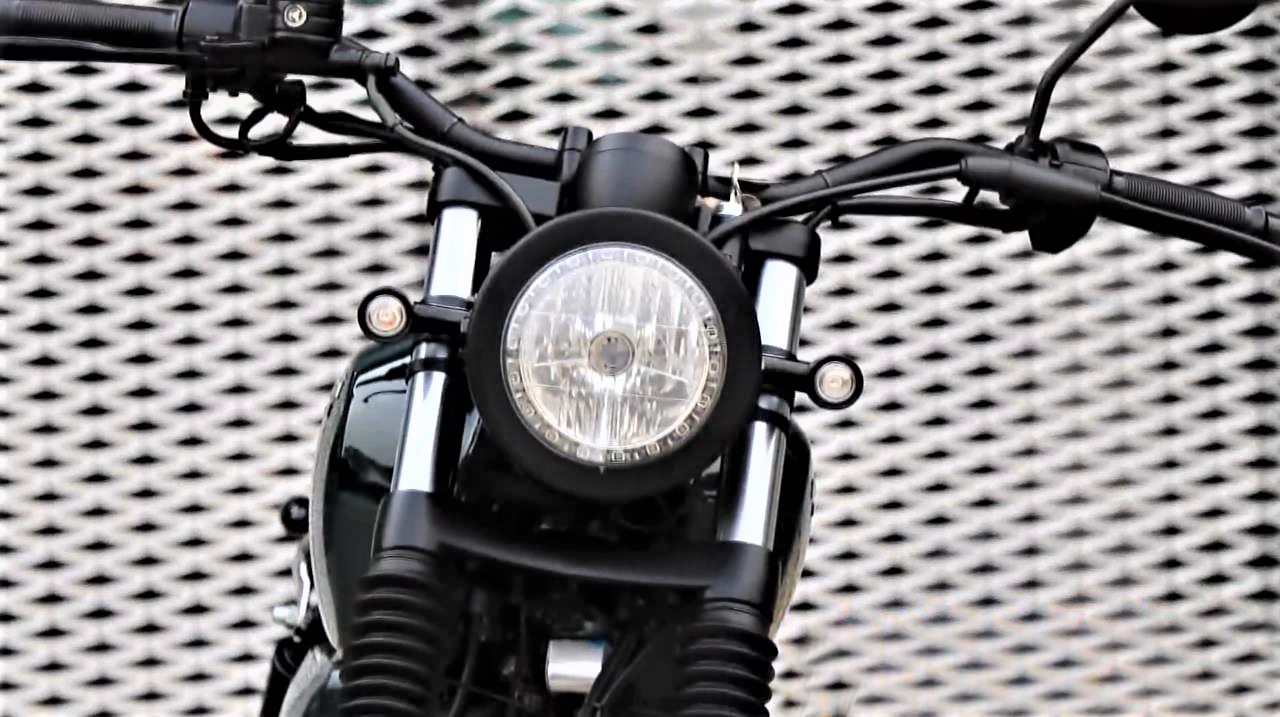 国产小排量复古摩托典范望江布雷斯通g3