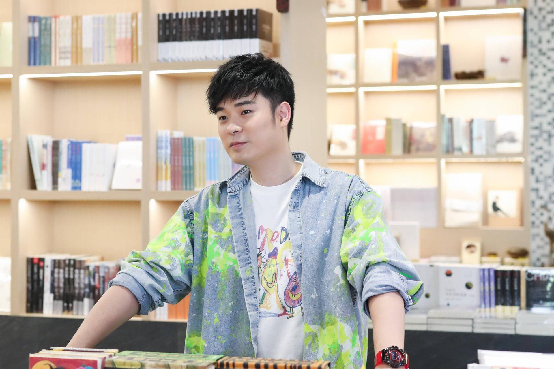 陈赫与网红录视频却使网友遭电话轰炸明星行为素人买单