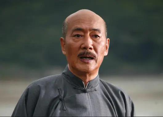 和妻子56年无绯闻,儿子还是国家的骄傲|杜刚|绯闻|孔令辉_新浪新闻