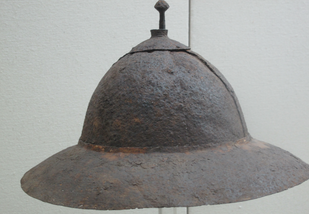 元朝头盔长啥样大元霸气回答铁蹄踏到哪那里的头盔都算我的