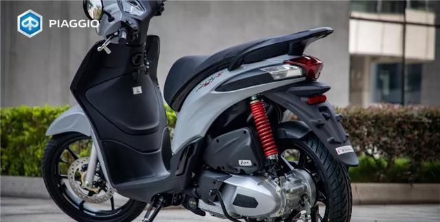 比亚乔2020款liberty150s国内上市运动气息更强售价198w