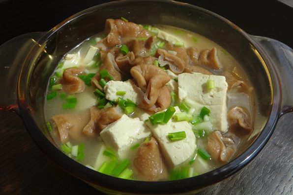 肥肠炖豆腐直接炖是错的多做1步肥肠不腥臭软烂还入味