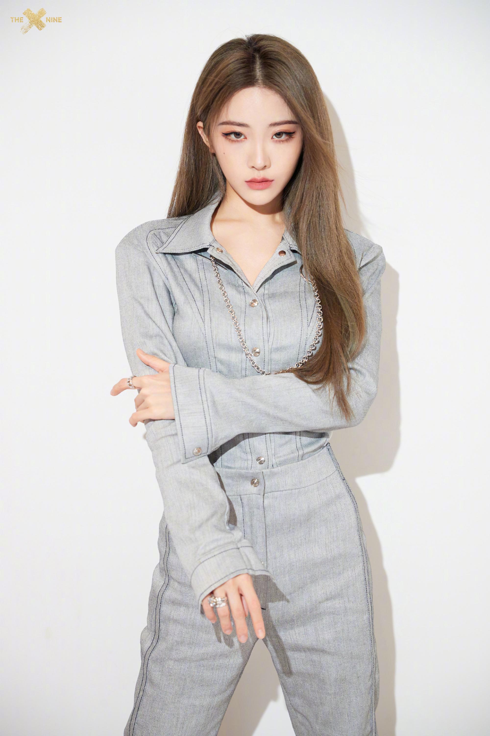 the9官博发布声明,搂喻言的男子为节目组安保工作人员