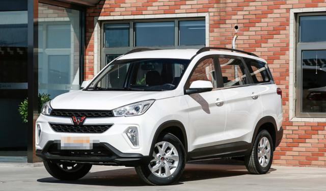 新款五菱宏光suv来了配15t才五万多轴距达2米8档次也变高