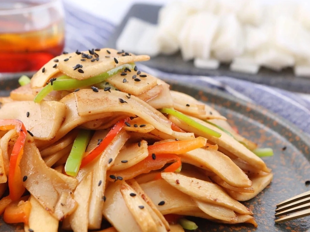 5分钟就能做的素炒茭白,清爽减脂好吃又下饭,营养丰富还吃不胖