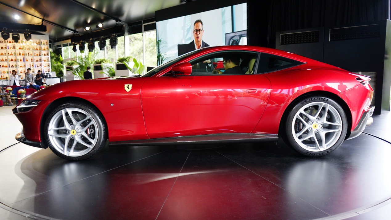 入门亦是经典静态体验法拉利gt跑车roma