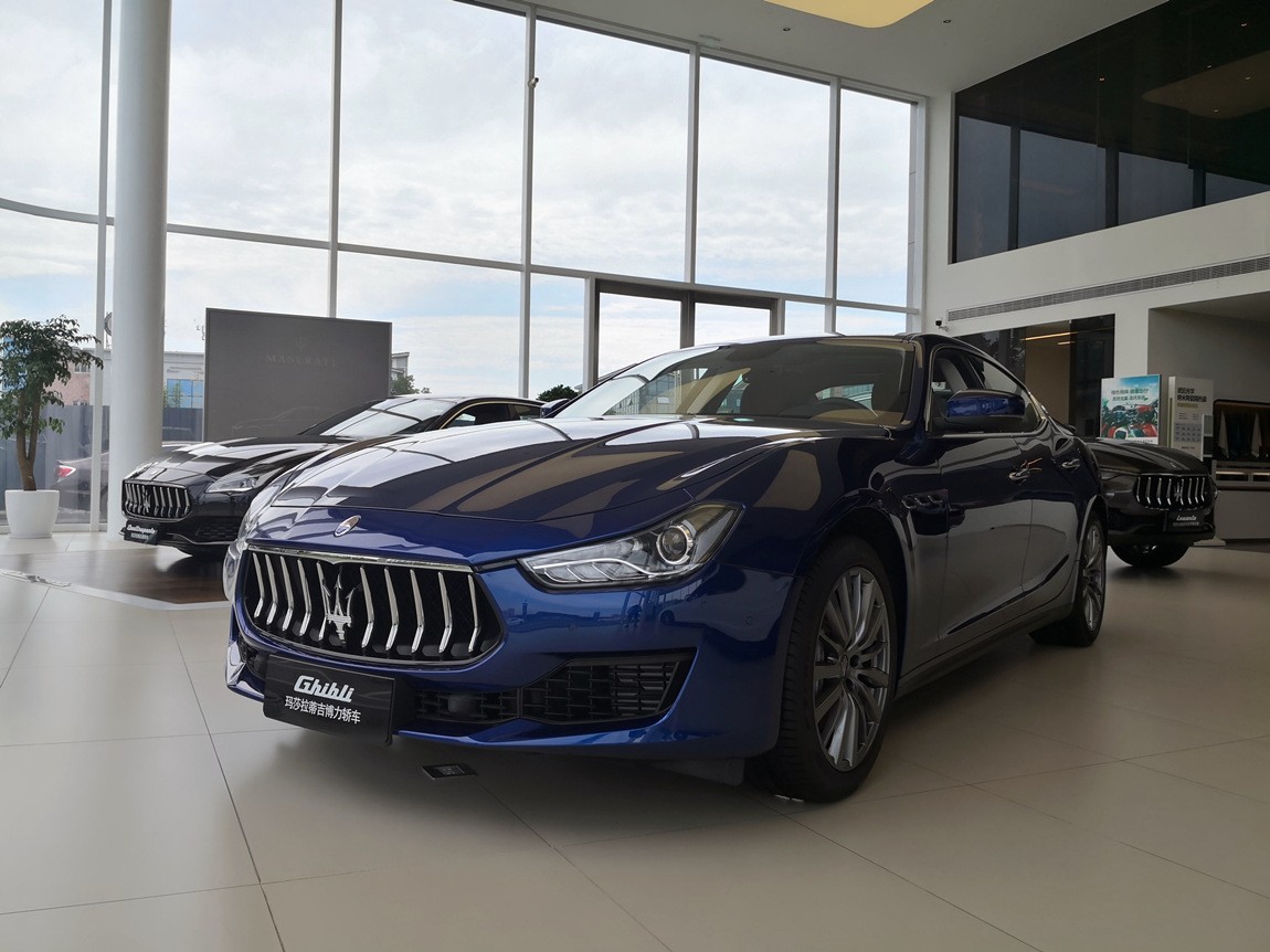 小总裁20款玛莎拉蒂吉博力标准版