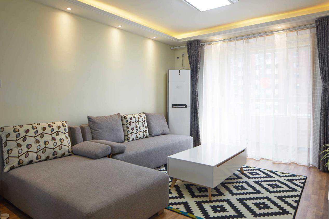 层高2米6,邻居家客厅做35公分的单层边吊,成本低也效果好看|公分|吊顶