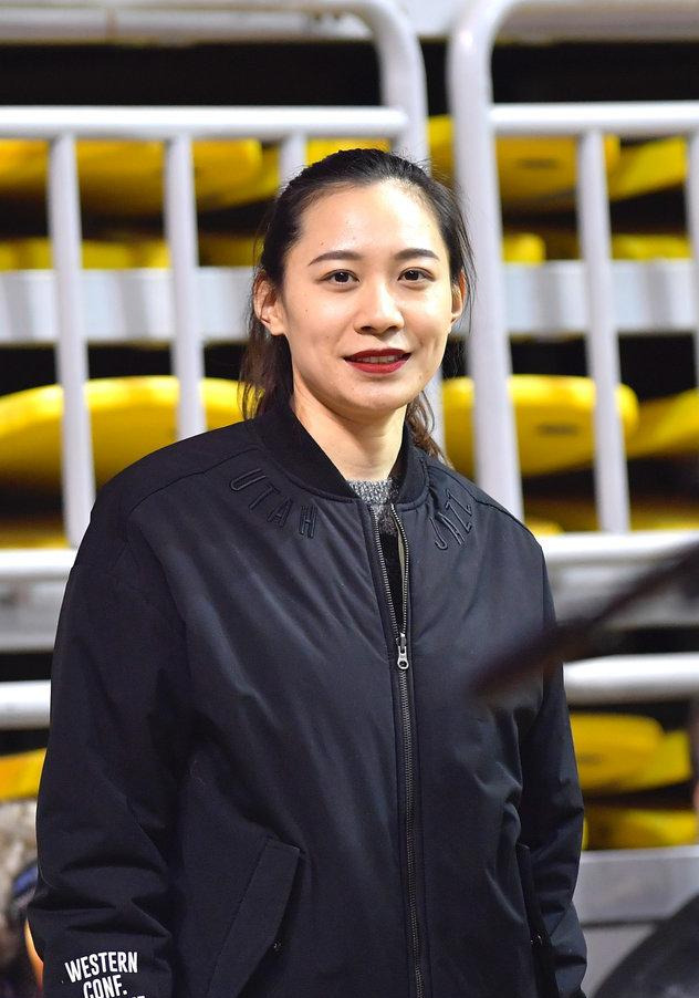 更是蔡斌为"7仙女"买单|蔡斌|姜倩雯|江苏女排_新浪新闻