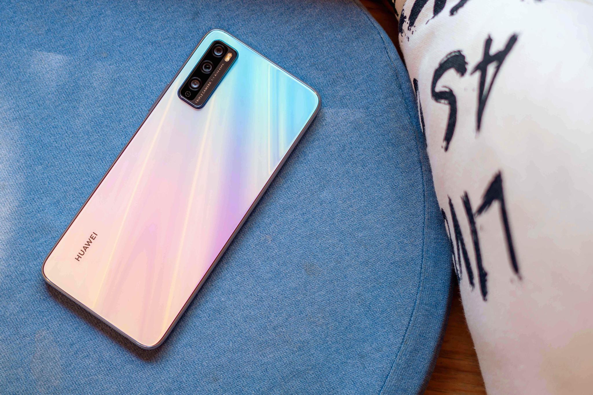 两千元档"浪漫"5g手机登场!华为畅享20 pro樱雪晴空上手