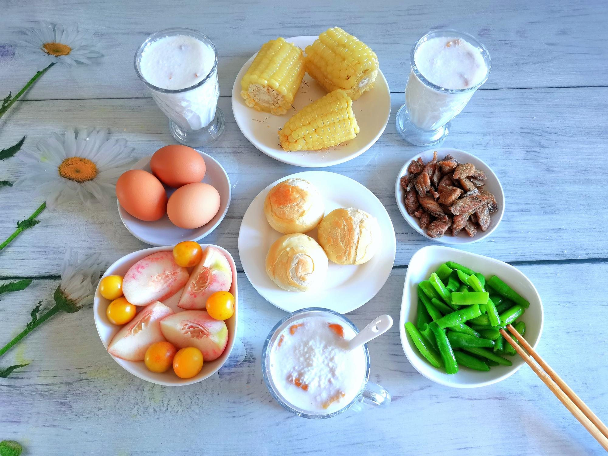 三伏天的早餐意外走红,天热早餐更精美营养足,网友:生活美如诗