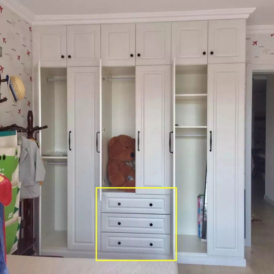 这 样设计衣柜真聪明!底部掏空做抽屉,提升功能还避免空间浪费|衣柜|