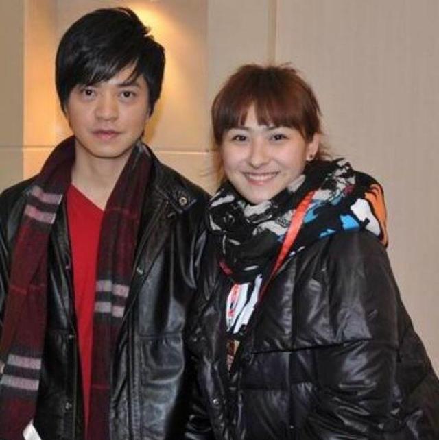 引星探登门,三次拒绝进圈却嫁李健为妻|李健|孟小蓓|女博士_新浪新闻