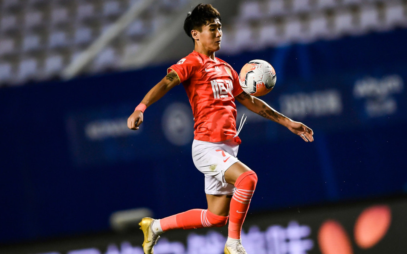 国足神锋即将诞生!55分钟就能打进一球,赶超武磊指日可待!