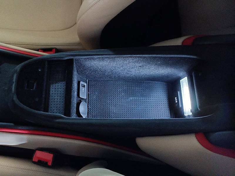 入门的复古四座GT跑车，实拍法拉利Roma