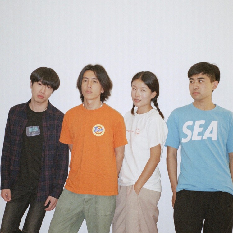 恋爱受伤也没关系 | 麻乐音乐专访|不合格女孩|乐队|杨越_新浪新闻