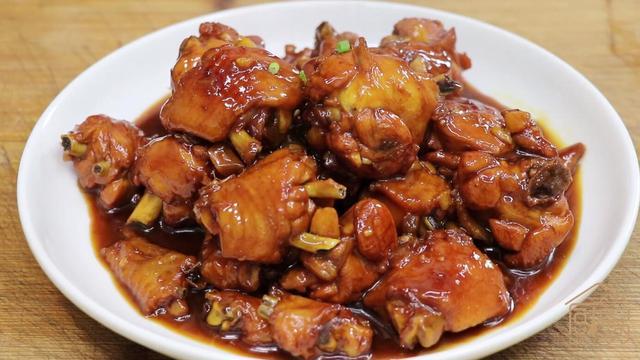 大厨教你红烧鸡块,肉质细嫩,色香诱人,3分钟就能学会