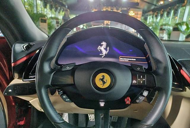 法拉利roma最为经典的入门复古gt跑车