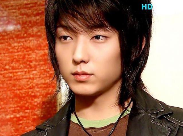 李准基花美男变迁史恶之花李准基39岁展现成熟魅力