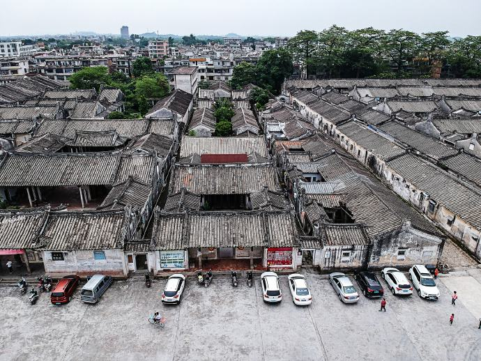 古村,房屋可达773间,被当地人称"小故宫"|小故宫|方耀|村落_新浪新闻