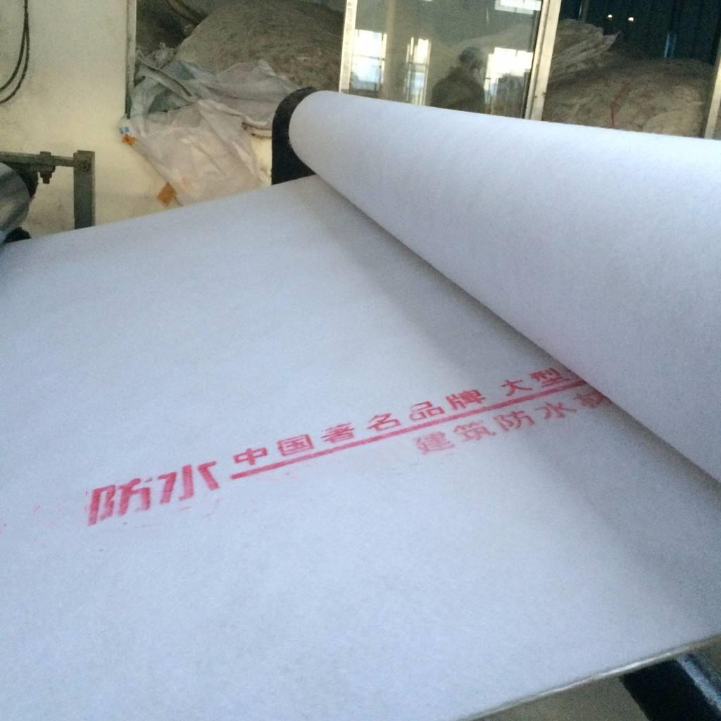 防水刷涂料已过时了?用这种布稳定效果更好,做的好一辈子不漏水