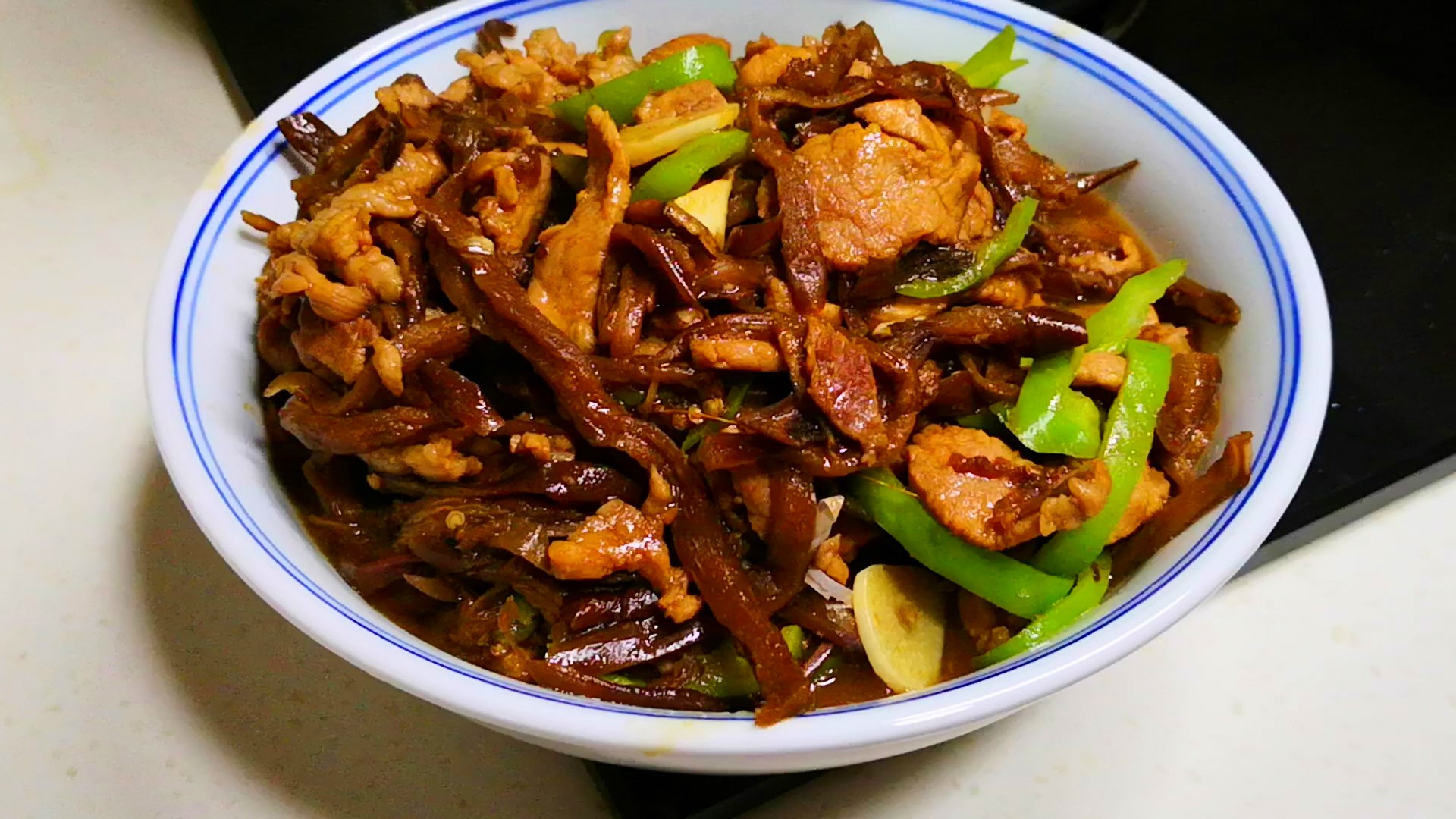 8月遇到此菜,我从不手软,一次买10斤晒干,冬天炒肉吃特香!|茄子干|茄