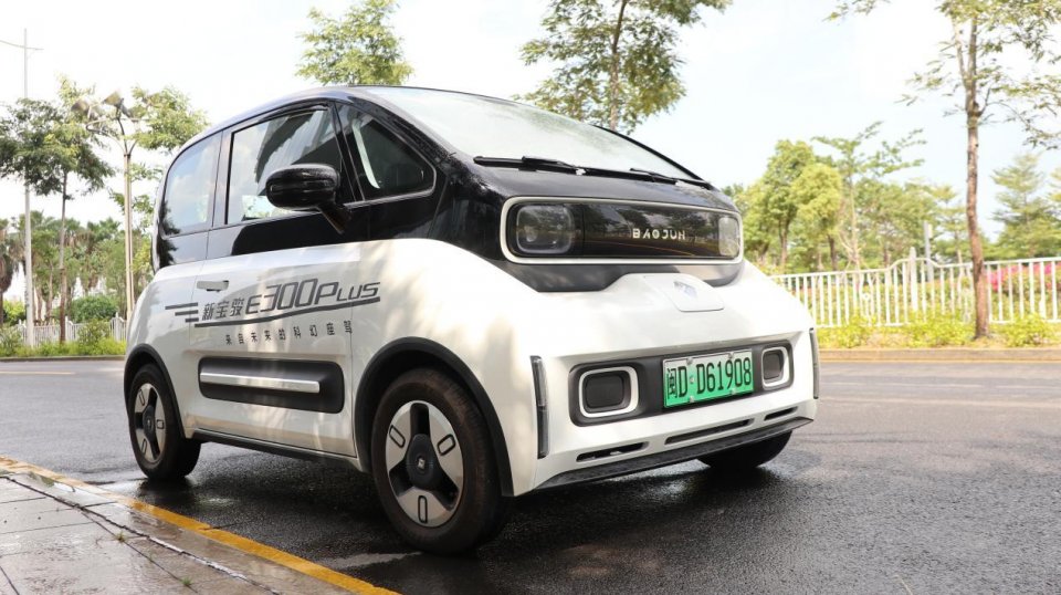 评测新宝骏e300plus小身板大能耐实力不容小觑