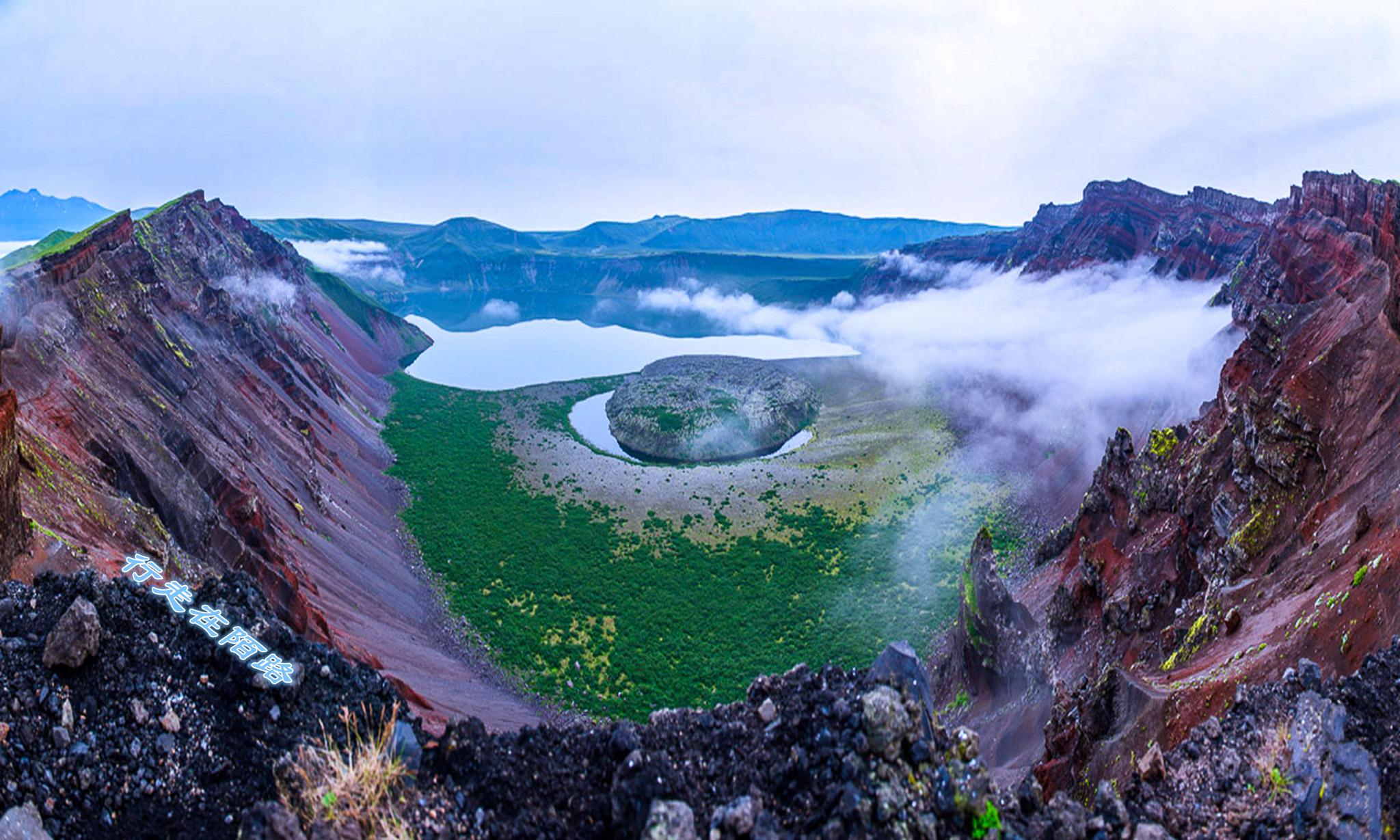 择捉岛20座火山有8座是活的岛上鱼子酱任吃温泉免费